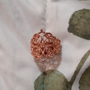 Rose gold ring